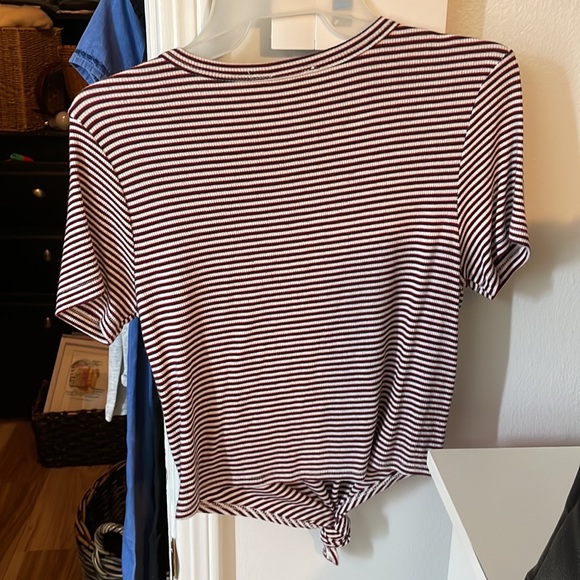 Crop tee - Picture 2 of 2